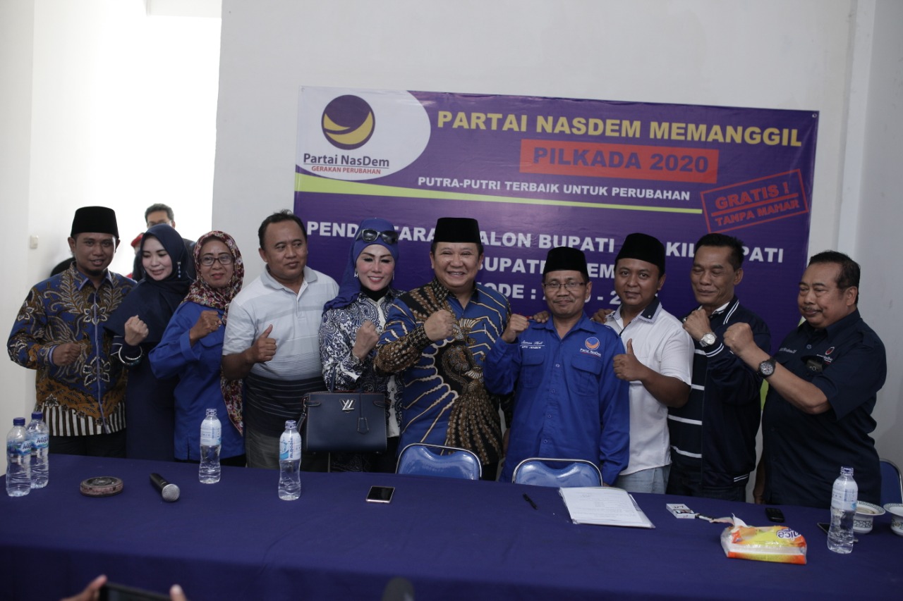 H Hendy Siswanto Mengembalikan Formulir ke DPD Partai Nasdem
